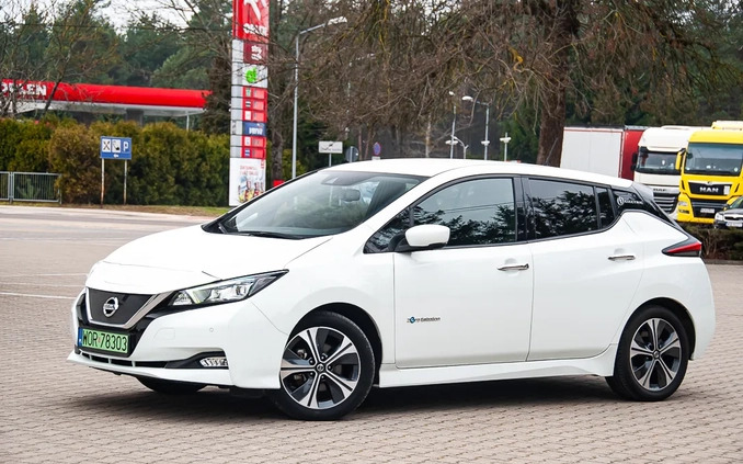 Nissan Leaf cena 69899 przebieg: 29000, rok produkcji 2019 z Lwówek małe 781